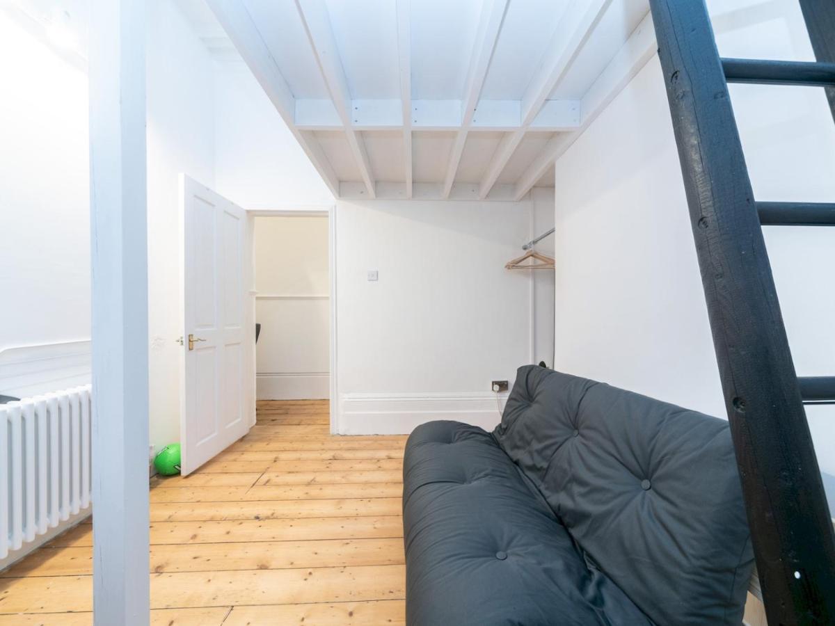 Pass The Keys Rustic And Quirky Flat In Charming Charlton Village Λονδίνο Εξωτερικό φωτογραφία