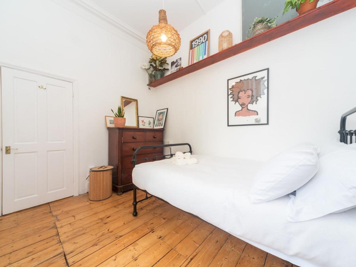 Pass The Keys Rustic And Quirky Flat In Charming Charlton Village Λονδίνο Εξωτερικό φωτογραφία