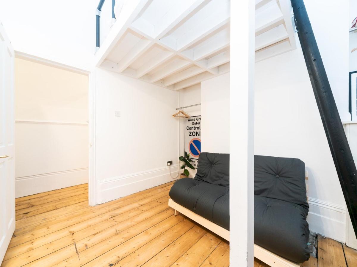 Pass The Keys Rustic And Quirky Flat In Charming Charlton Village Λονδίνο Εξωτερικό φωτογραφία